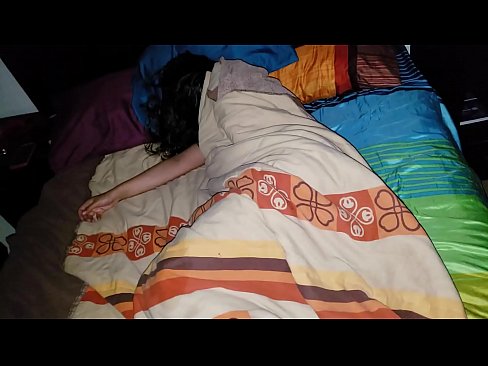 ❤️ Pinupunasan ng stepson ang kanyang batang madrasta habang natutulog ito. ️❌ Anal video sa tl.niceporn.ru ❤