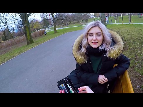 ❤️ Nilulon ang mainit na cum ng isang estranghero para sa pera - blowjob sa parke ni Eva Elfie ️❌ Anal video sa tl.niceporn.ru ❤